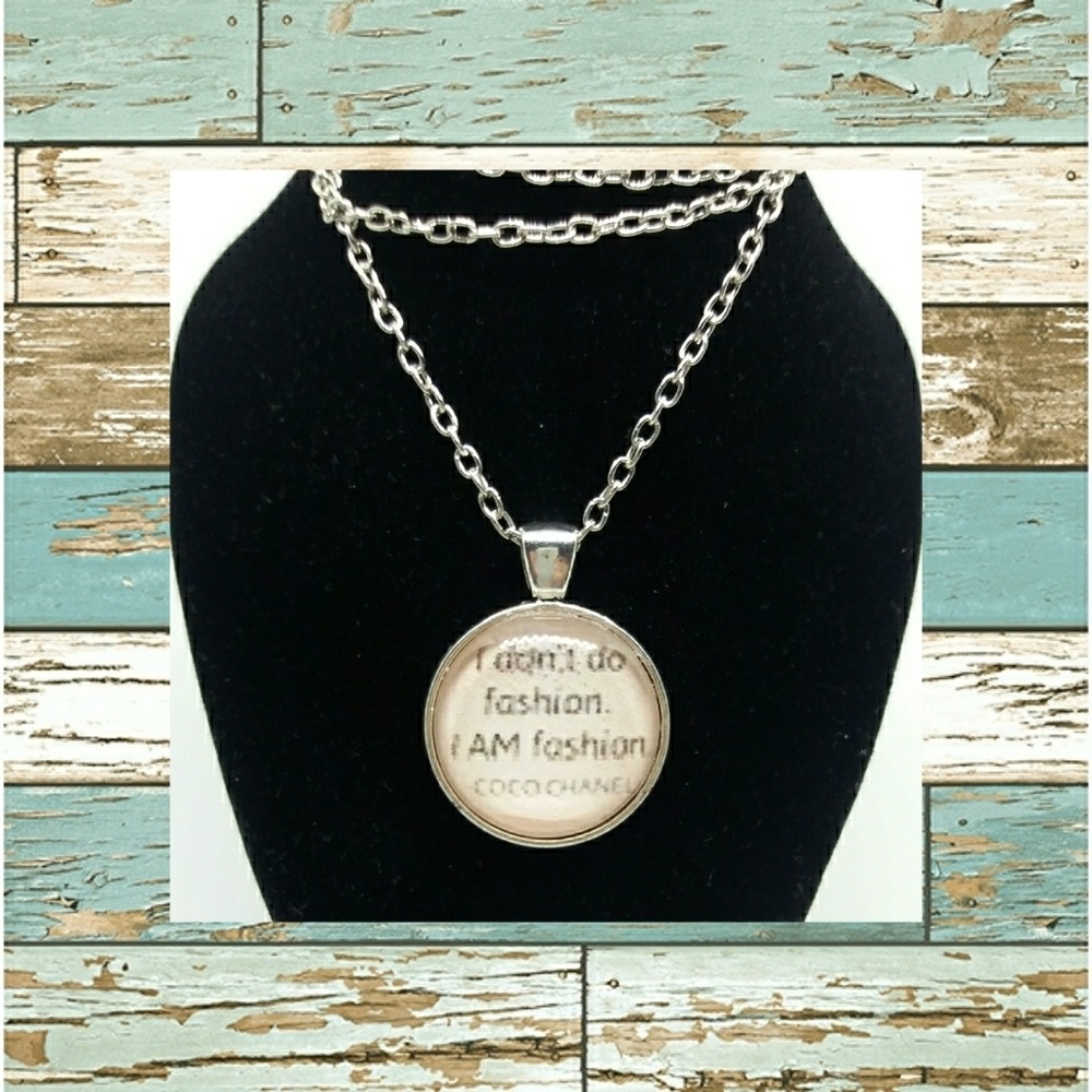 I Am Fashion Cabochen Necklace